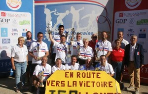 L'équipe d'ALLONNES  championne de France des Clubs !